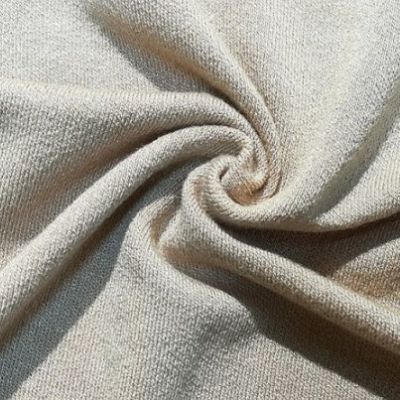 如何選擇滌綸紗控成本？期貨價(jià)格傳導(dǎo)鏈深度解析